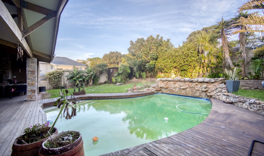 5 Bedroom Property for Sale in Gonubie Eastern Cape